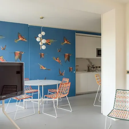Casa Agrado - Atemporary Art *